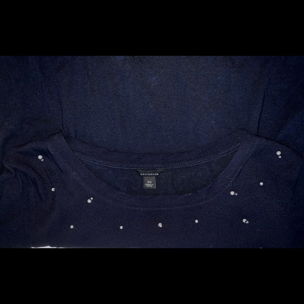 Ann Taylor beautiful top/t-shirt